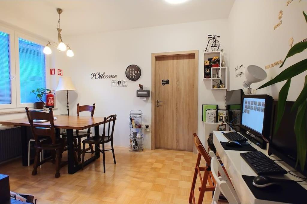 Goodlebang, 3 Bed Room Apartment, Center Ljubljana Exterior photo